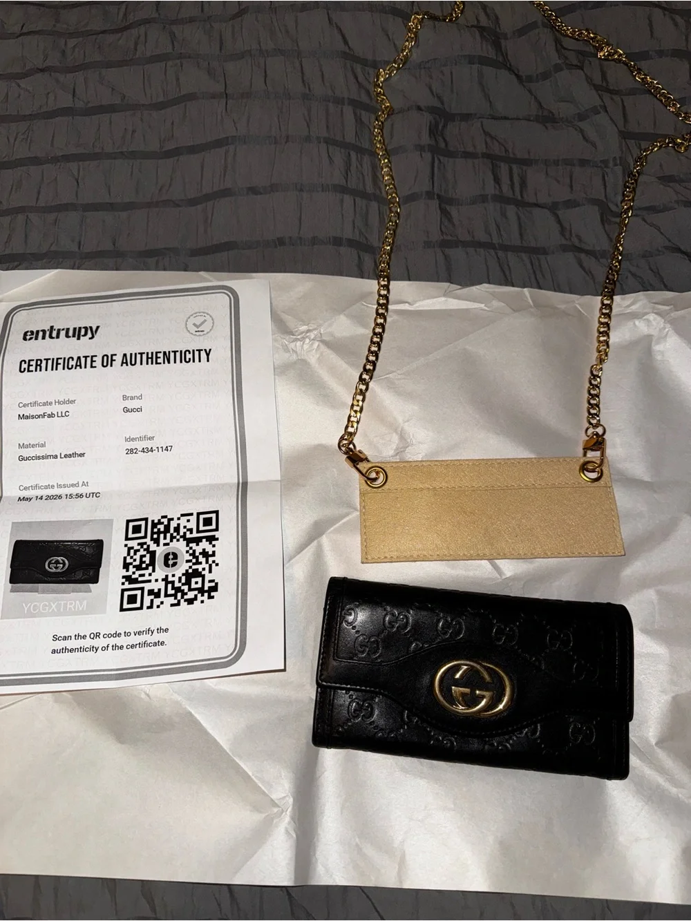Gucci Black Quilted Leather Wallet on Gold Chain Strap - Picture 10 of 13